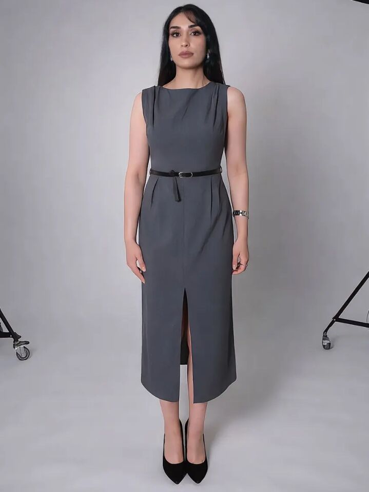 Gri Kemerli Yırtmaçlı Uzun Elbise